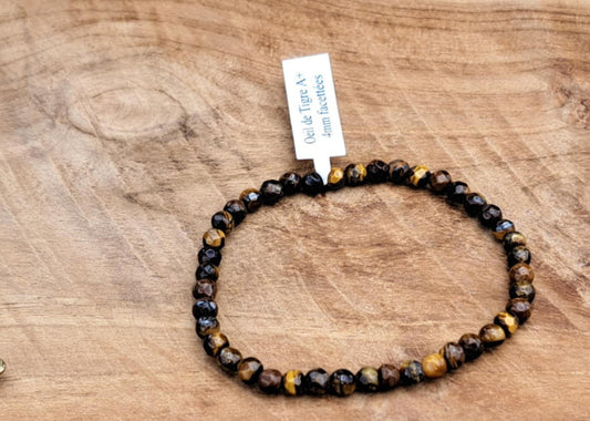 Bracelet protection , œil de tigre facetté 4mm