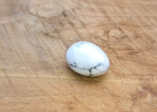 Pierre roulé Howlite 20 à 30mm sommeil paisible
