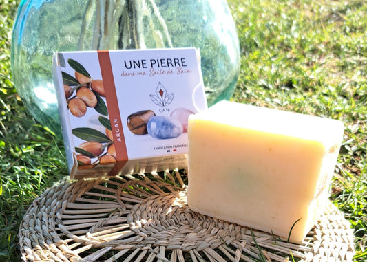 Savon Argan artisanal aux pierres naturelles –  – 140g