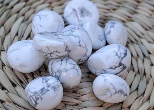 Pierre Roulée Howlite